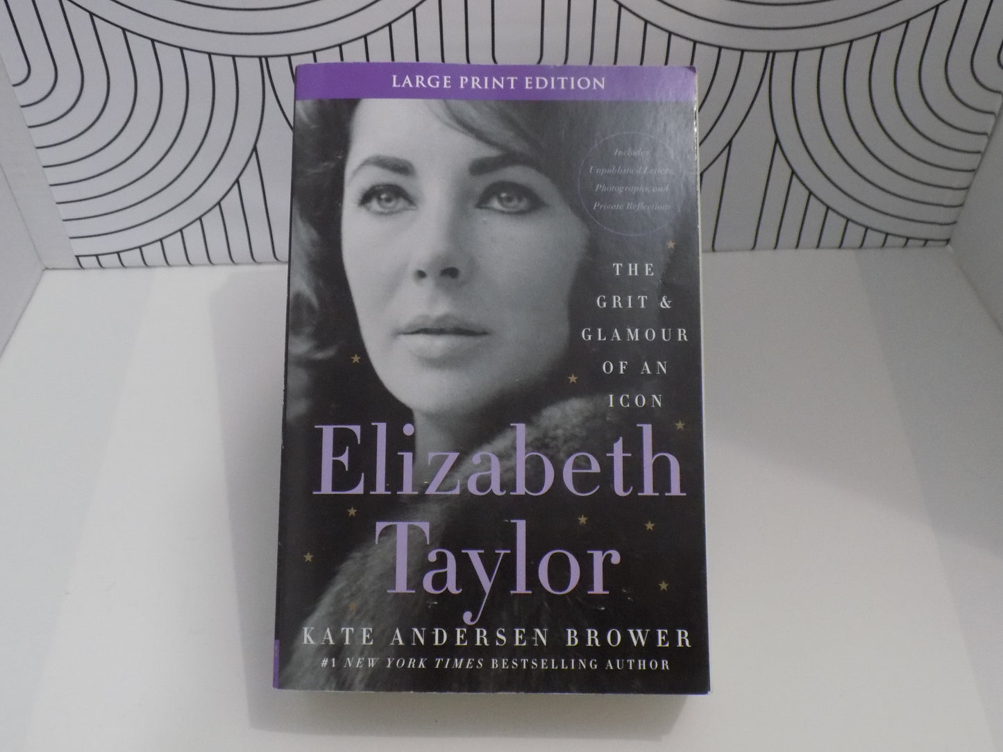 Elizabeth Taylor: The Grit & Glamour of an Icon