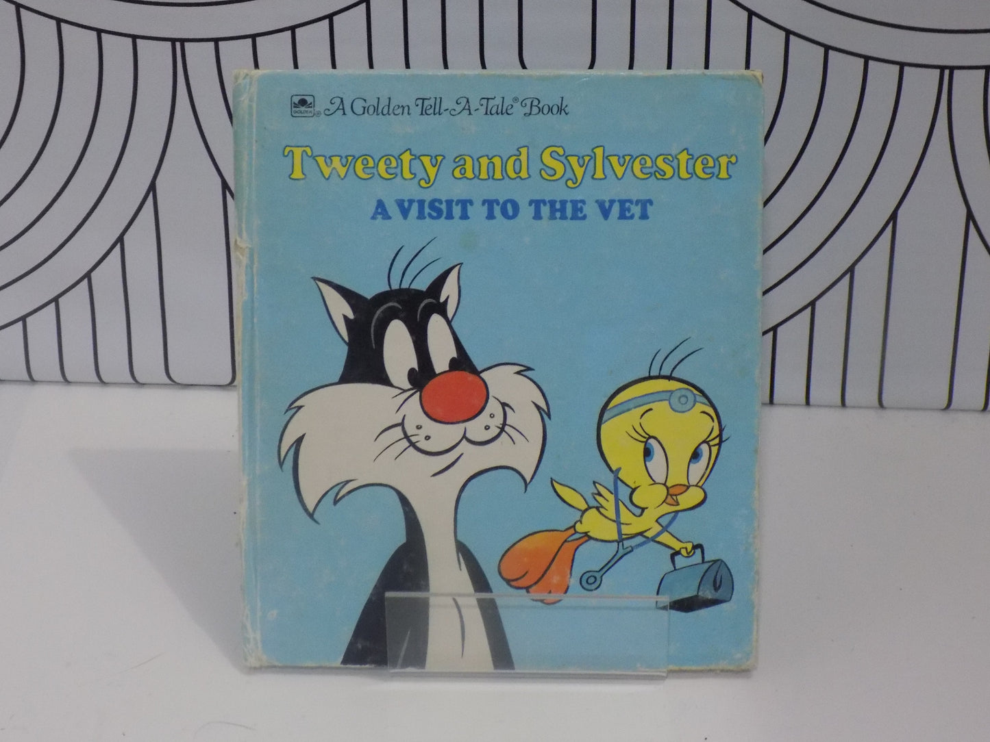 Tweety and Sylvester: A Visit to the Vet