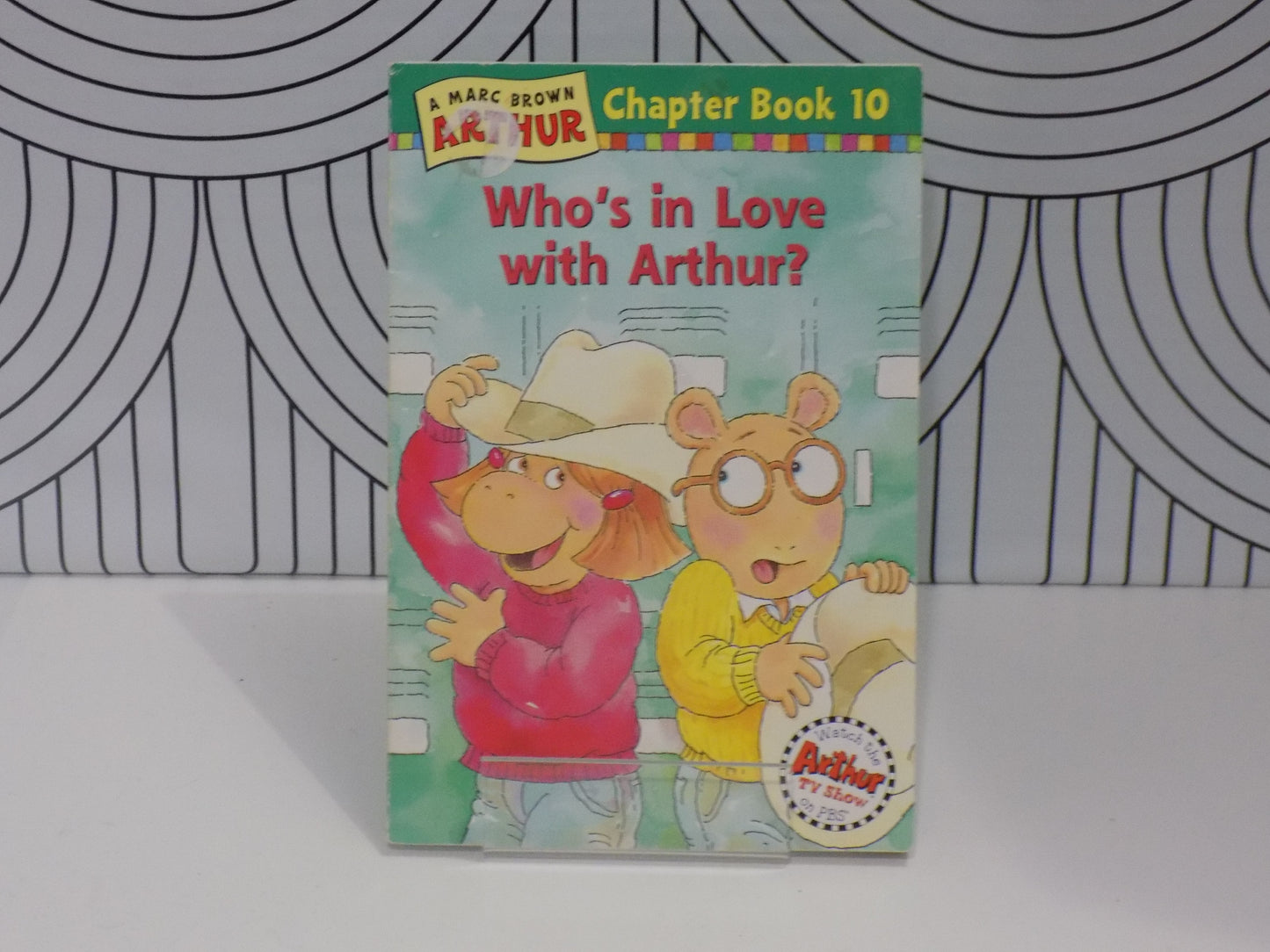 Who's in Love with Arthur?