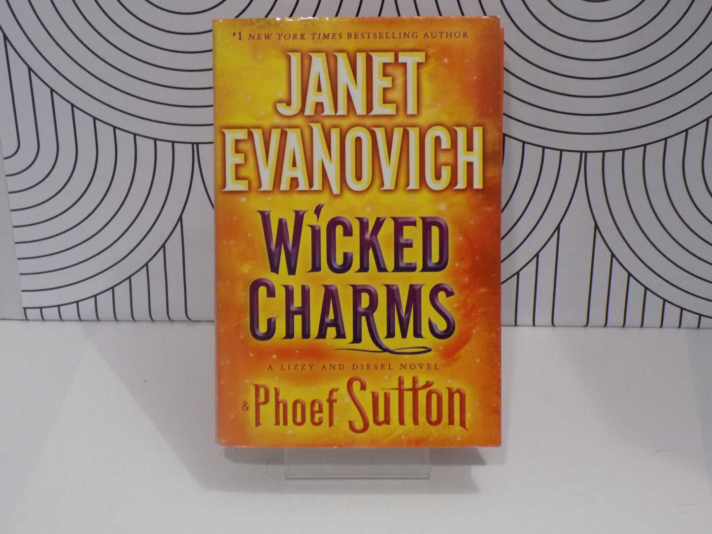 Wicked Charms - Hardcover