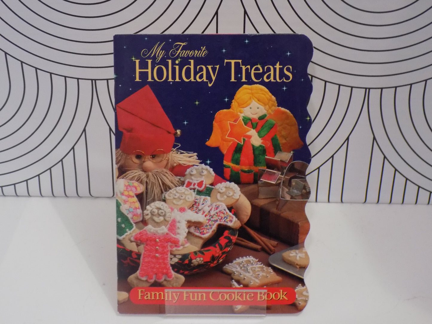 My Favorite Holiday Treats: Family Fun Cookie Book