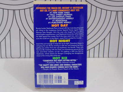 Hot Six - Paperback
