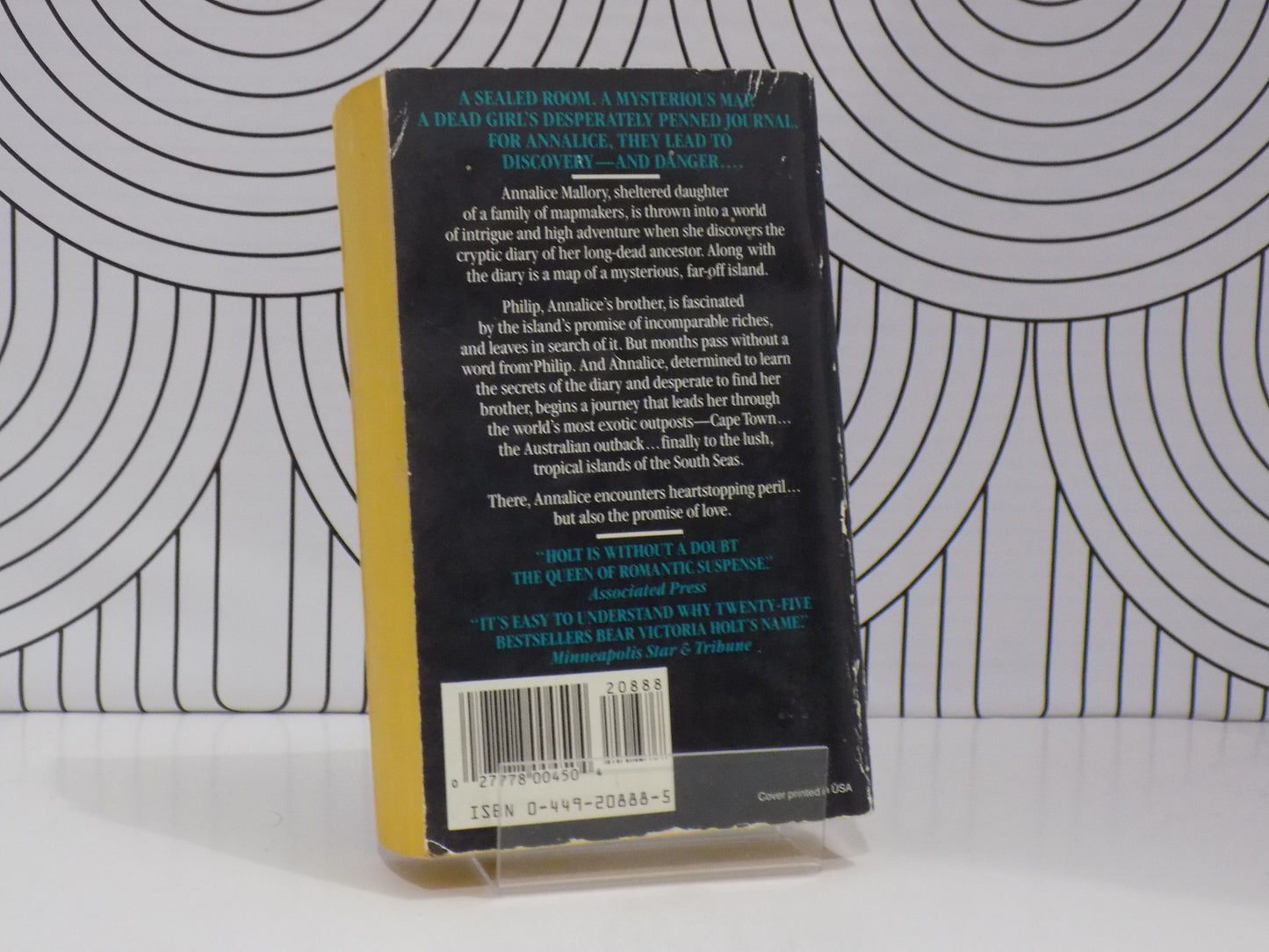 The Road to Paradise Island