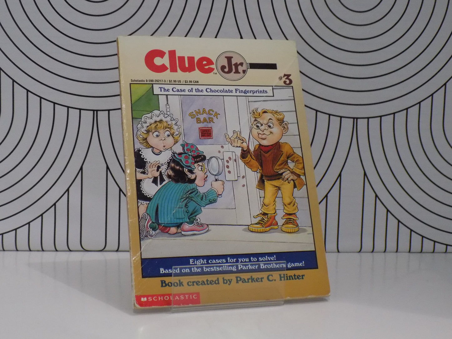 The Case of the Chocolate Fingerprints  (Clue Jr. #3)